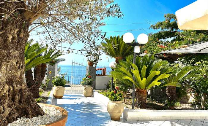 Villa Bina Sea Hotel