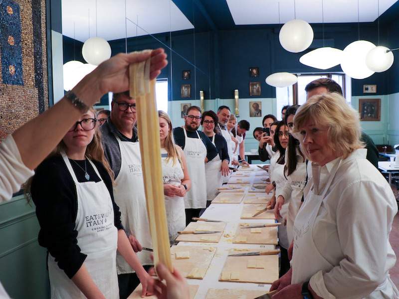 fettuccine on a knife