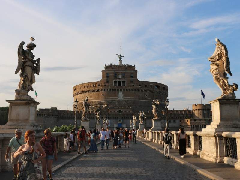 An image of Castel Sant'Angelo in Rome.