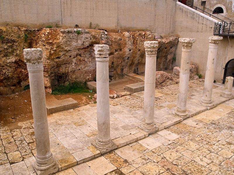 cardo columns