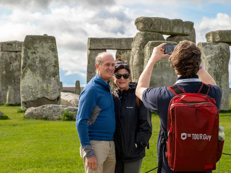 tour windsor castle stonehenge bath