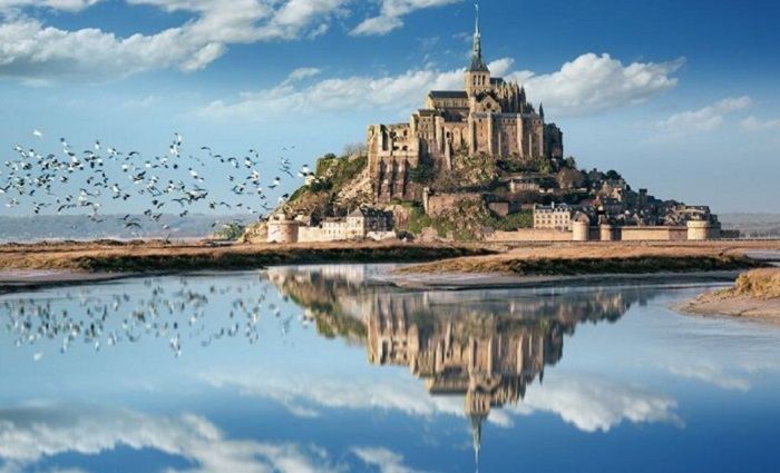 mont st michel how to visit