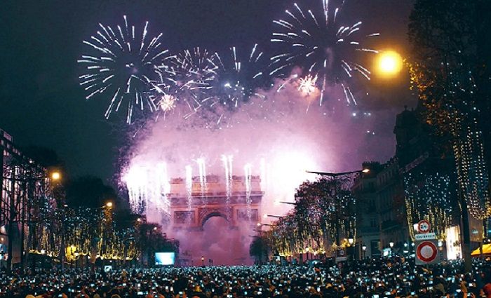 Champs Elysees New Year S Eve 2023 Get New Year 2023 Update   Shutterstock 549491029 