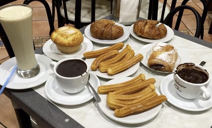 hot chocolate and churros at La Pallaresa Xocolateria Xurreria in Barcelona