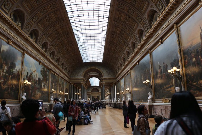 The Louvre Museum: Facts and History | The Tour Guy