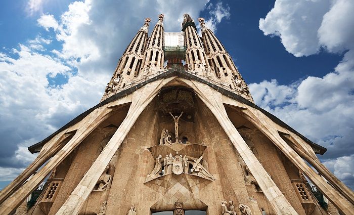 church tour barcelona