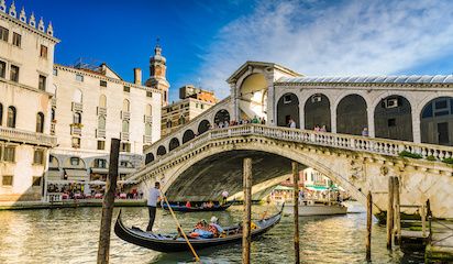 tour guides of venice italy