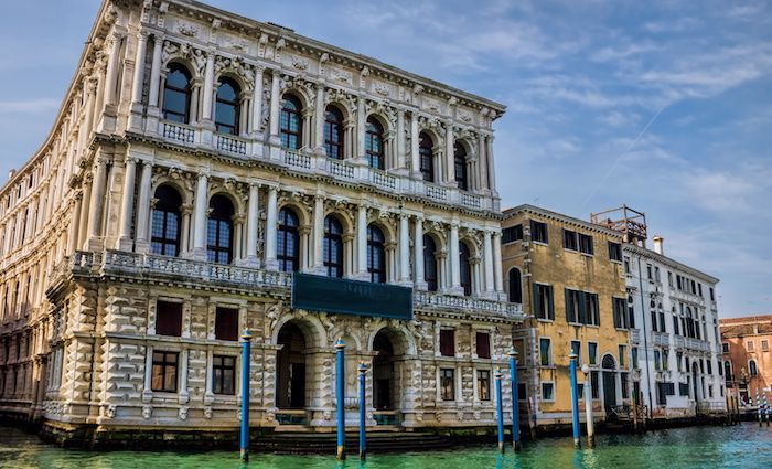 Palazzo Ca Pesaro Venice 700 x 425