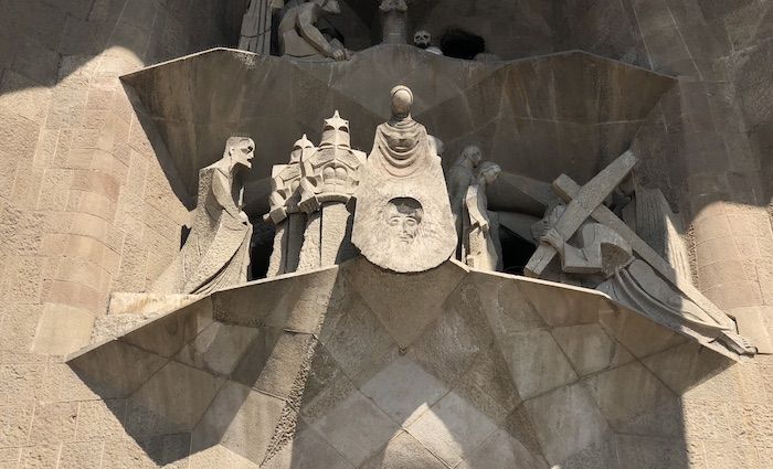 Jesus Presented with Crown of thorns  one of the best things to see at Sagrada Familia