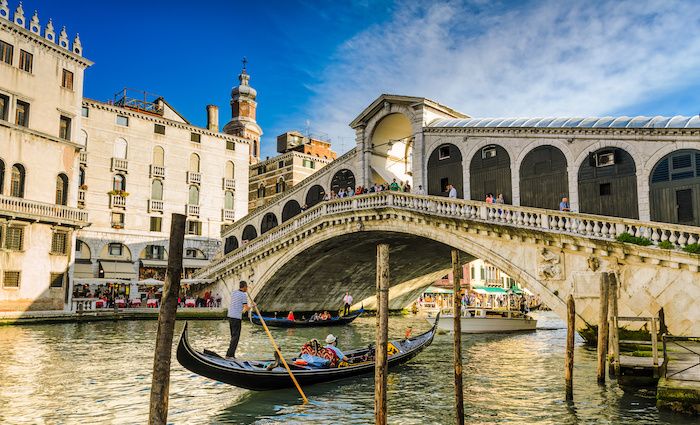 Top Attractions in Venice Rialto Bridge