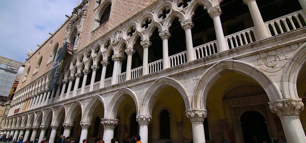 the tour guy doge's palace venice tour