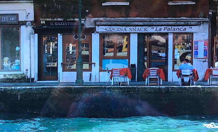 the tour guy giudecca venice