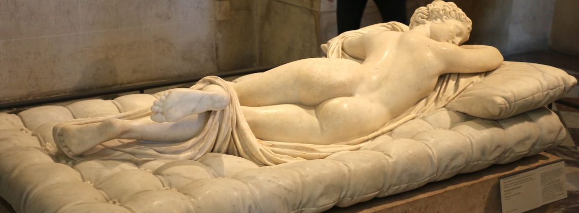 Greatest Statues in the Louvre