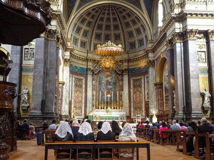 The Brompton Oratory in London is a quiet free place to enjoy beautiful Italian Baroque architecture. 