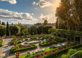 Dreamy Vineyards & Farmhouse Accommodation Super Close to Florence