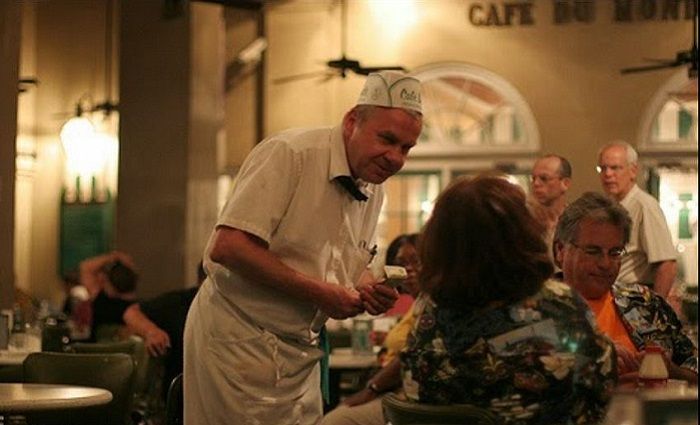 Cafe Du Monde things to do New Orleans