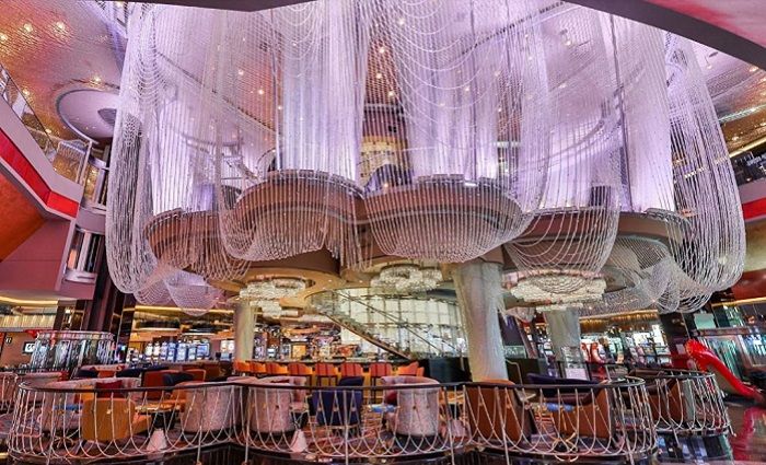 Chandelier Bar Cosmopolitan top things to do las vegas