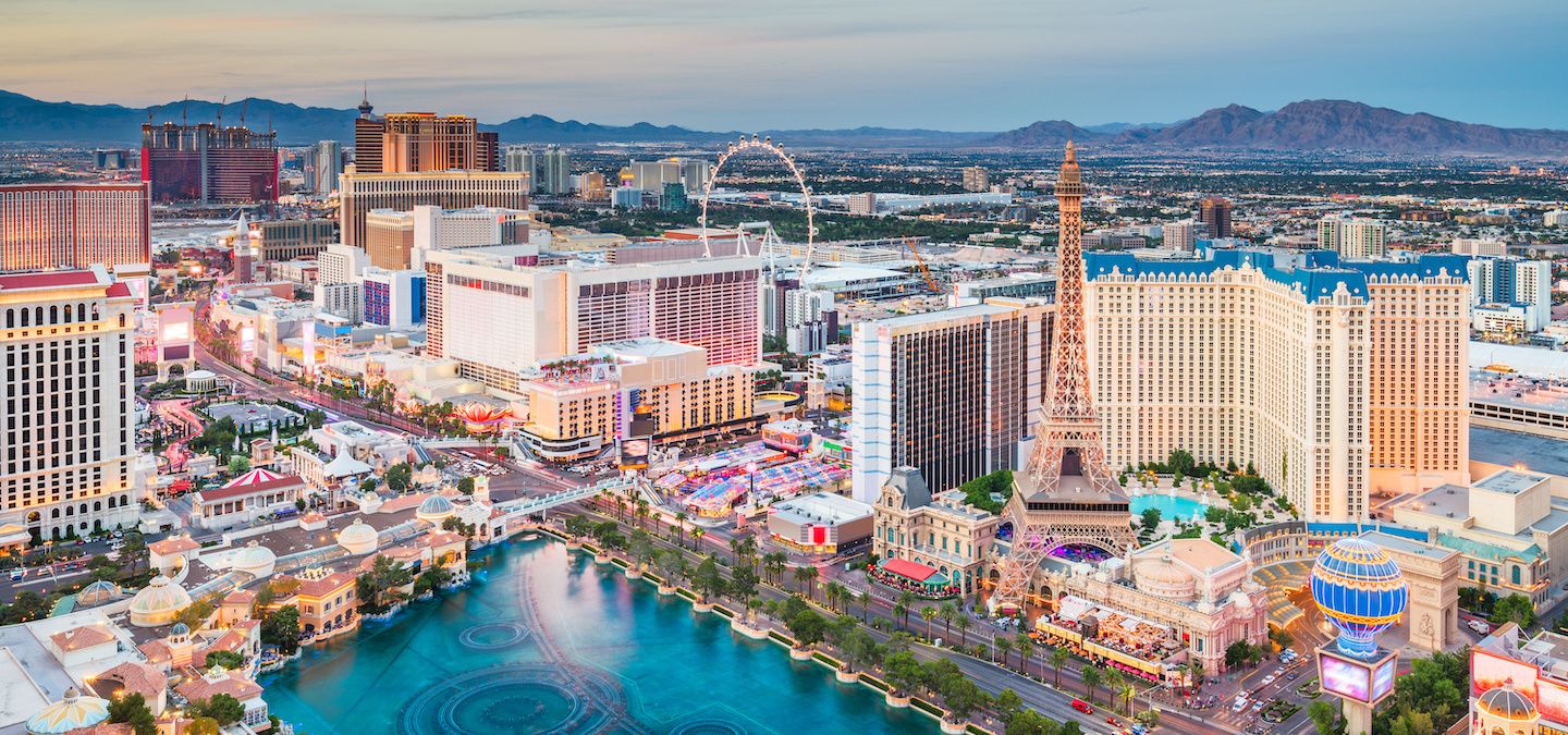 Hotels next to outlet bally's las vegas