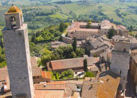 Where to Stay in San Gimignano 1440 x 675