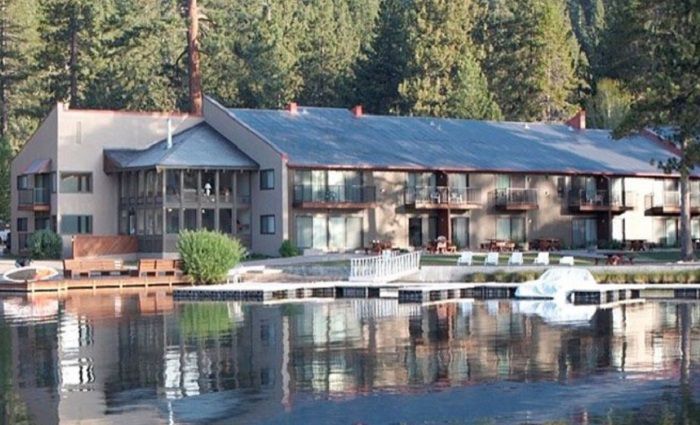 Donner Lake Village where to stay lake tahoe best ski resorts