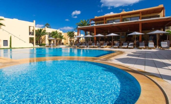Atlantis Beach Hotel Best Family Friendly Hotels In Crete
