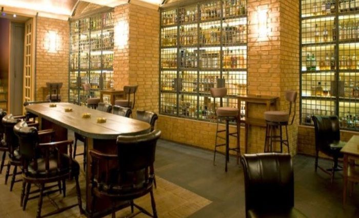 CV Distiller Top Bars In Athens