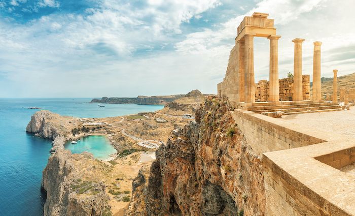 best places to visit in greece in your 20s