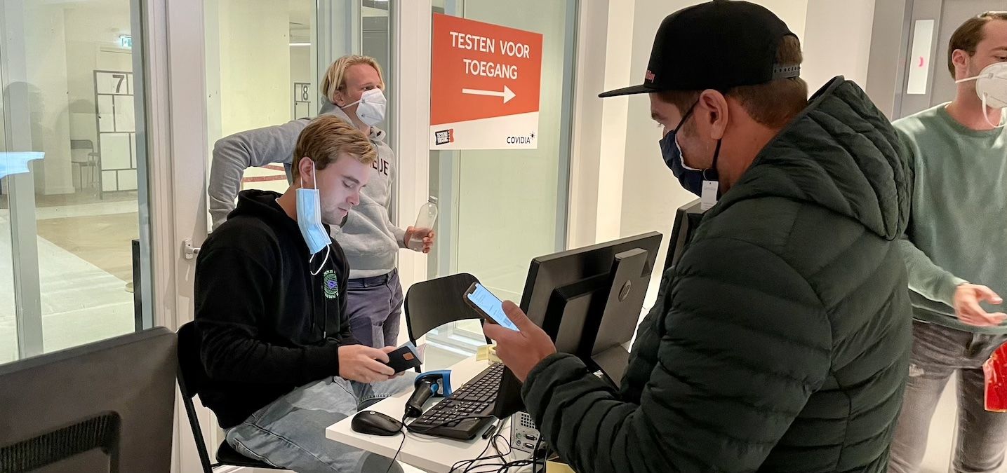 Brandon getting a COVID test in Amsterdam