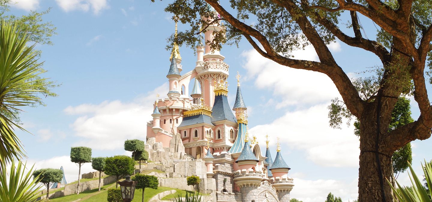 Should You Visit Disney Land In Paris 1440 X 675 