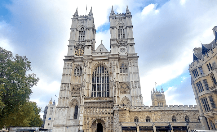 why should i visit westminster abbey