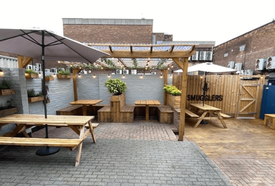 Smugglers beer garden best restaurants in Southampton