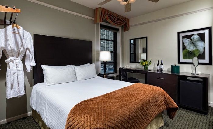 best places to stay in chicago