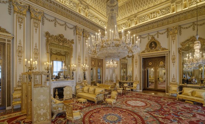 white drawing room at buckingham palace