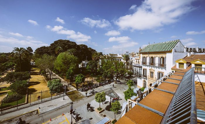 where to stay in seville