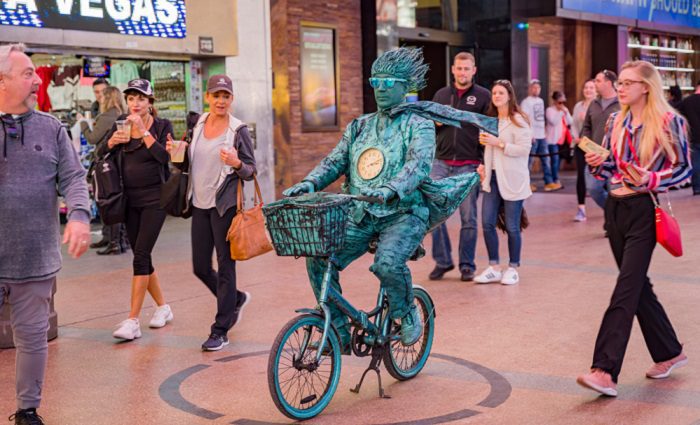 Shakira's hits featured in new show at Las Vegas' Fremont Street