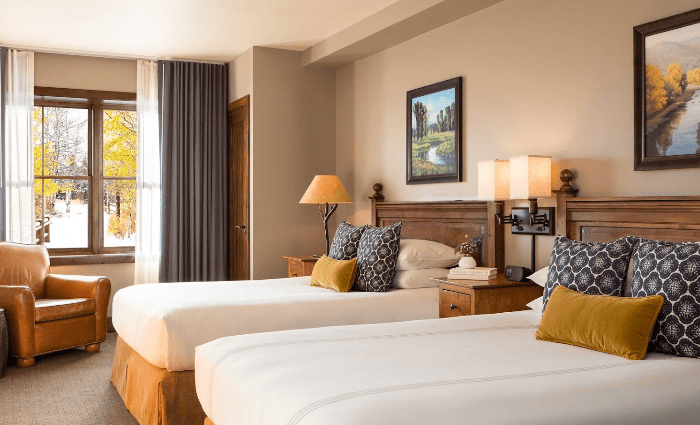 best luxury ski hotels in jackson wyoming