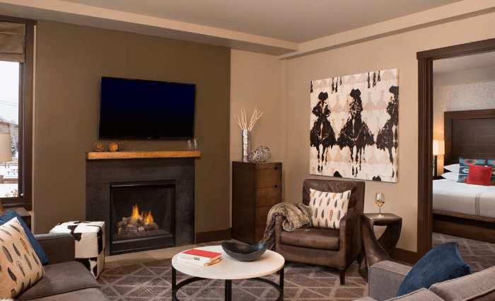 best luxury ski hotels in jackson wyoming