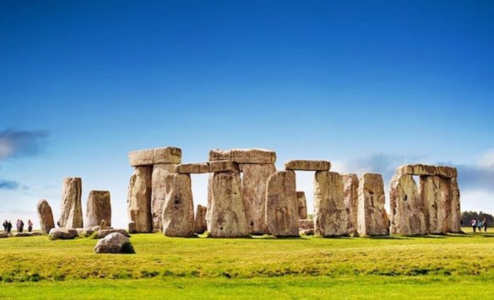 stonehenge tours from manchester