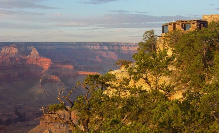 yavapai point and museum at grand canyon