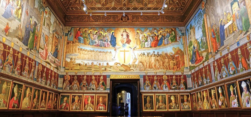 Interior view of the ornate Chapterhouse of Toledo Cathedral