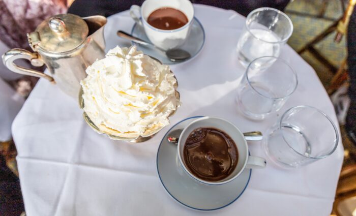 chocolate chaud christmas paris