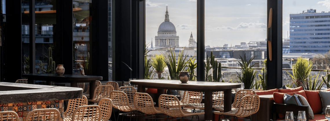 London skyline view at the rooftop bar of Los Mochis