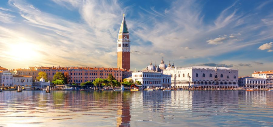 tour guides of venice italy