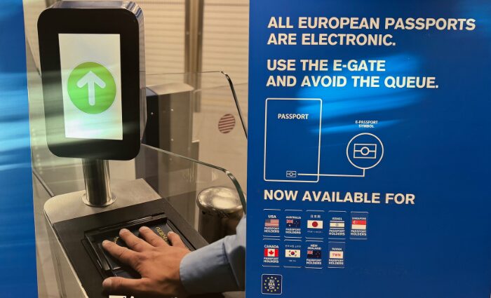 EES Machine Europe airport