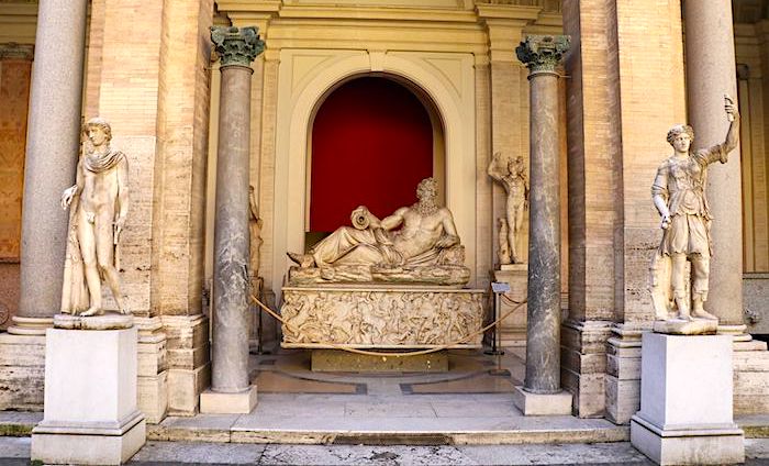 the roman guy vatican tour