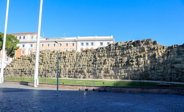 Things to see near Termini Servian Wall