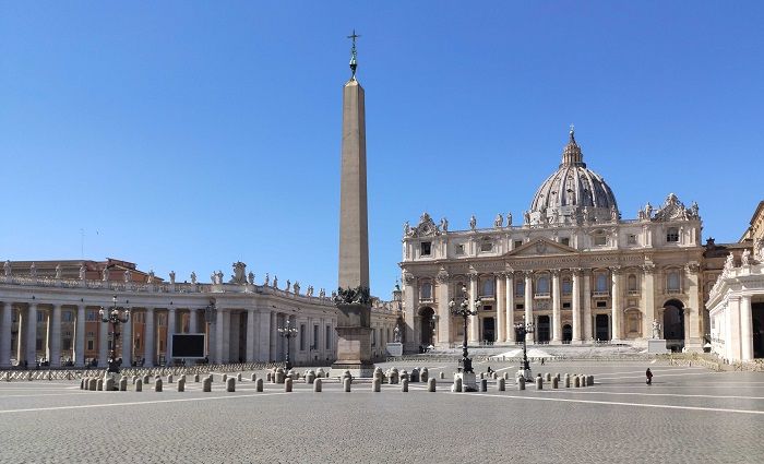 sunny St. Peter's Square without people