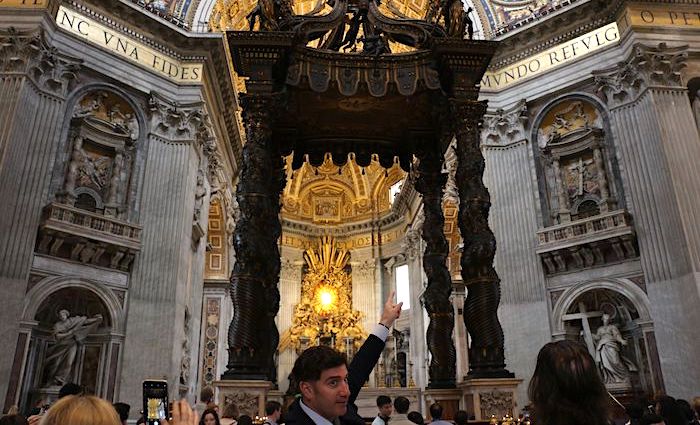the roman guy vatican tour