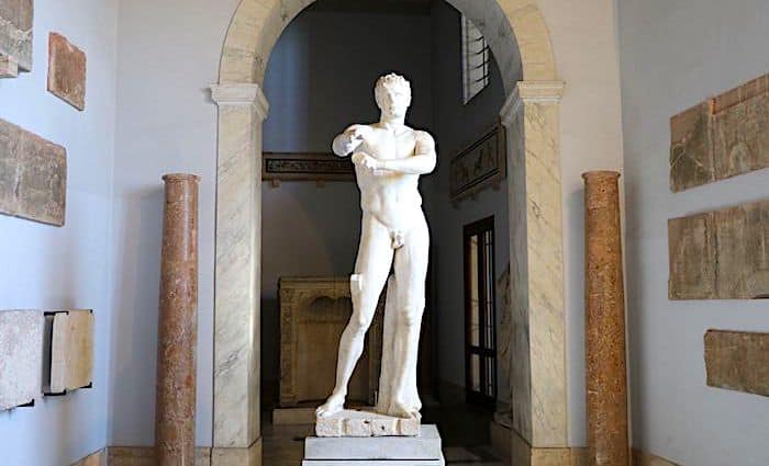 the roman guy vatican tour