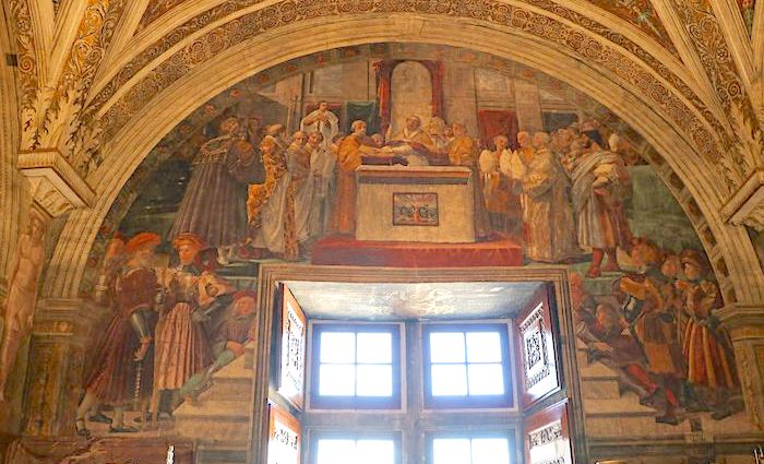 the roman guy vatican musuems